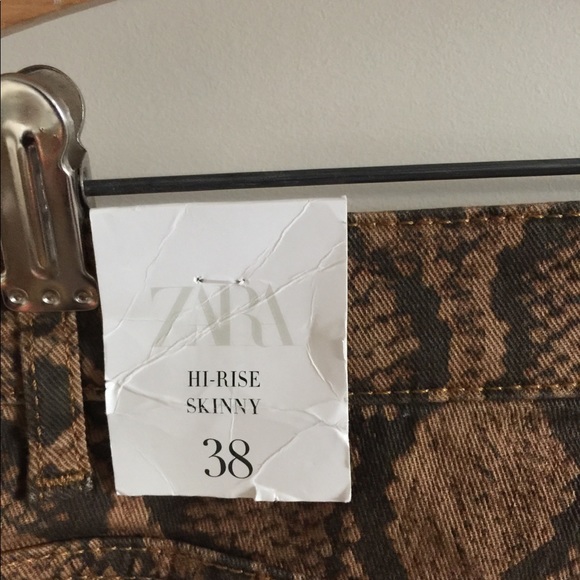 Zara Hi-Rise Snakeskin Print Jeans - Picture 4 of 8
